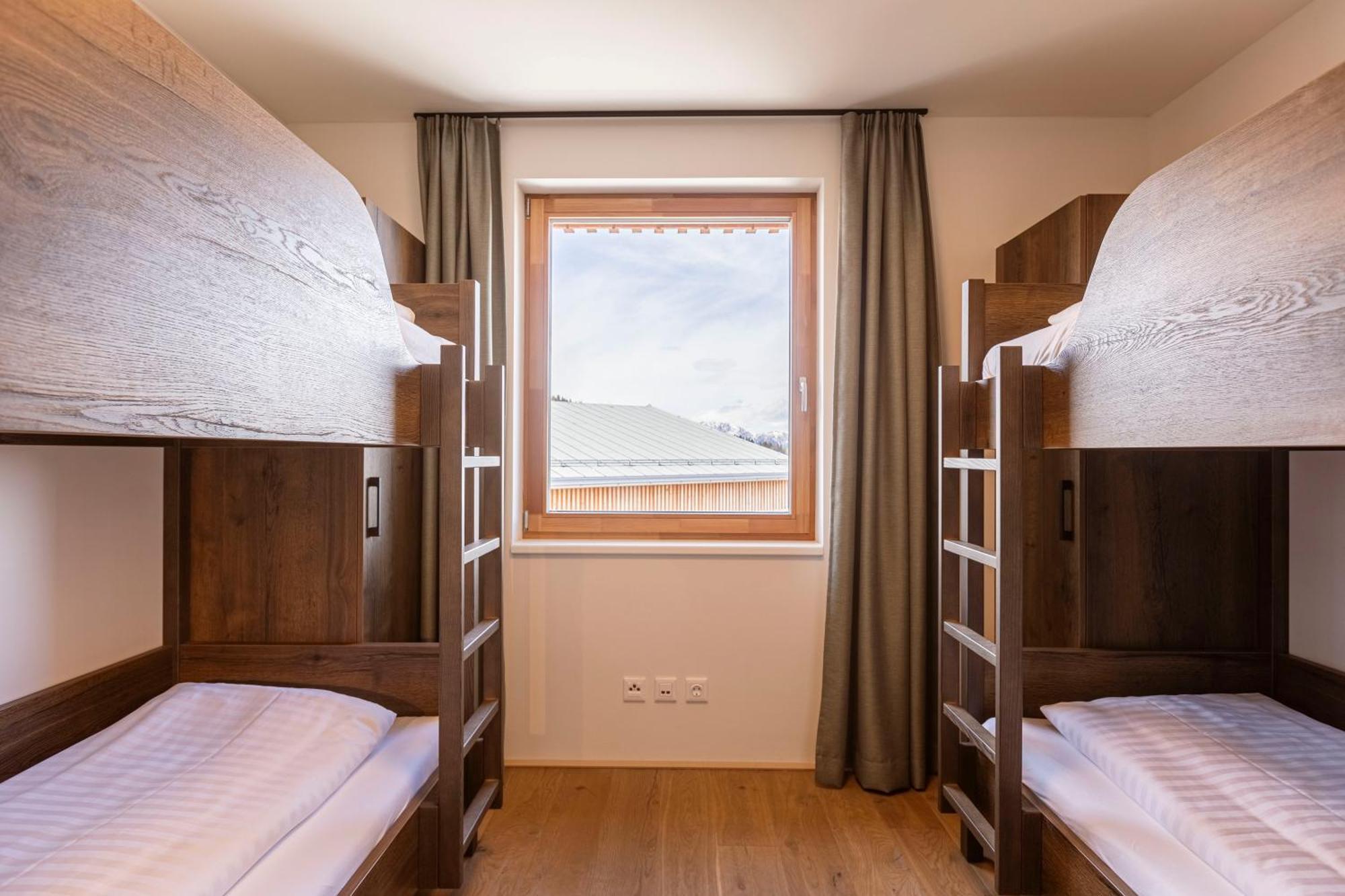 Almresort Sonnenalpe Nassfeld By Alps Resorts Exterior photo