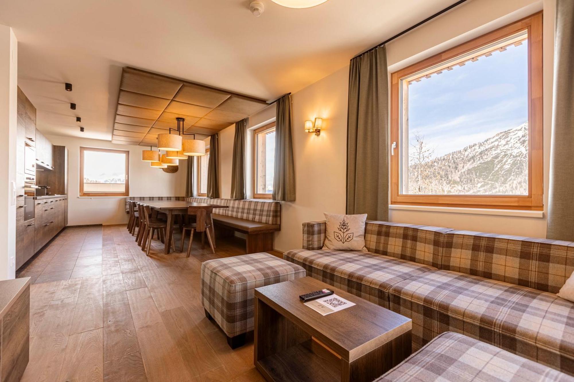 Almresort Sonnenalpe Nassfeld By Alps Resorts Exterior photo