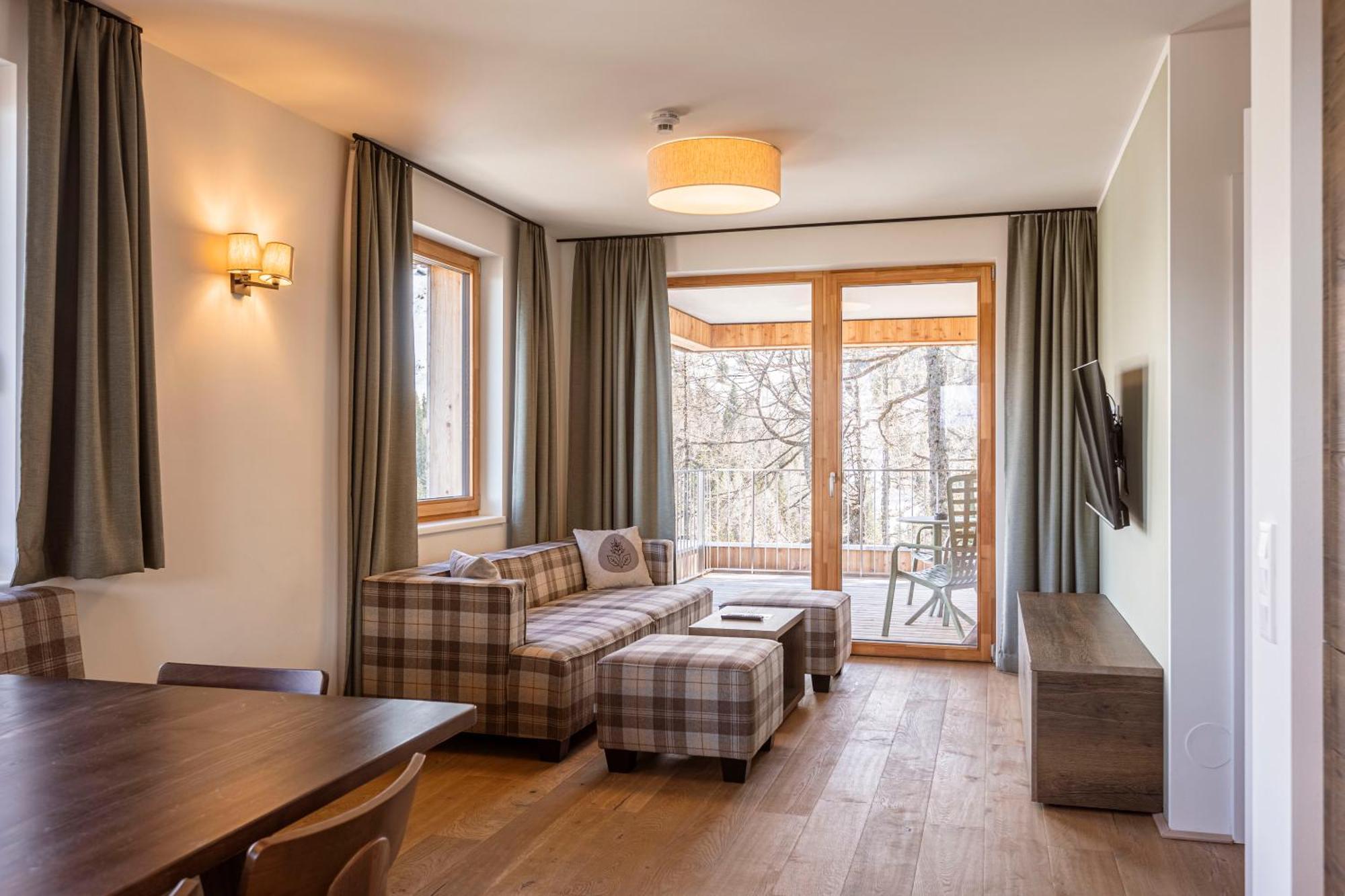 Almresort Sonnenalpe Nassfeld By Alps Resorts Exterior photo