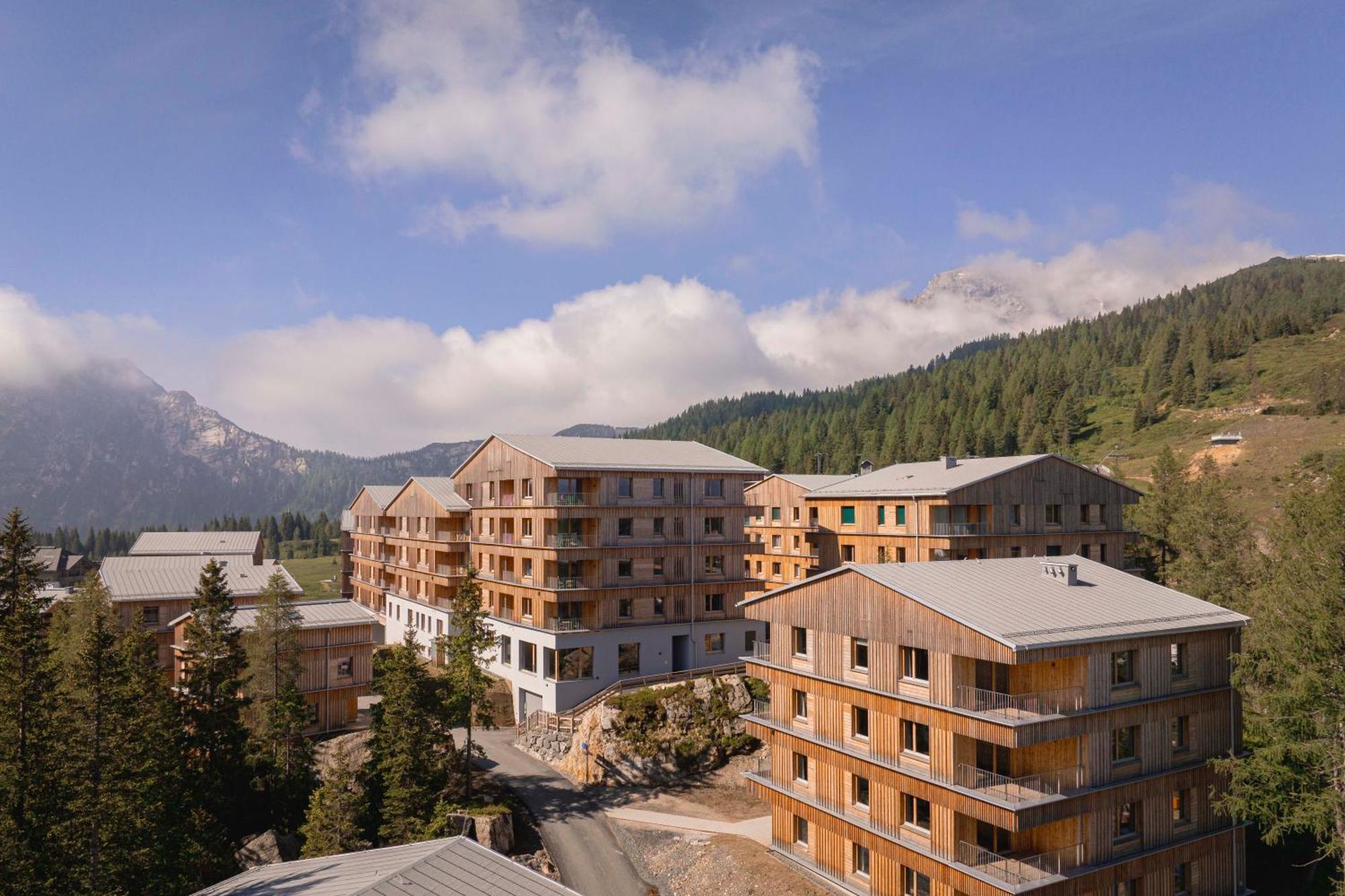 Almresort Sonnenalpe Nassfeld By Alps Resorts Exterior photo
