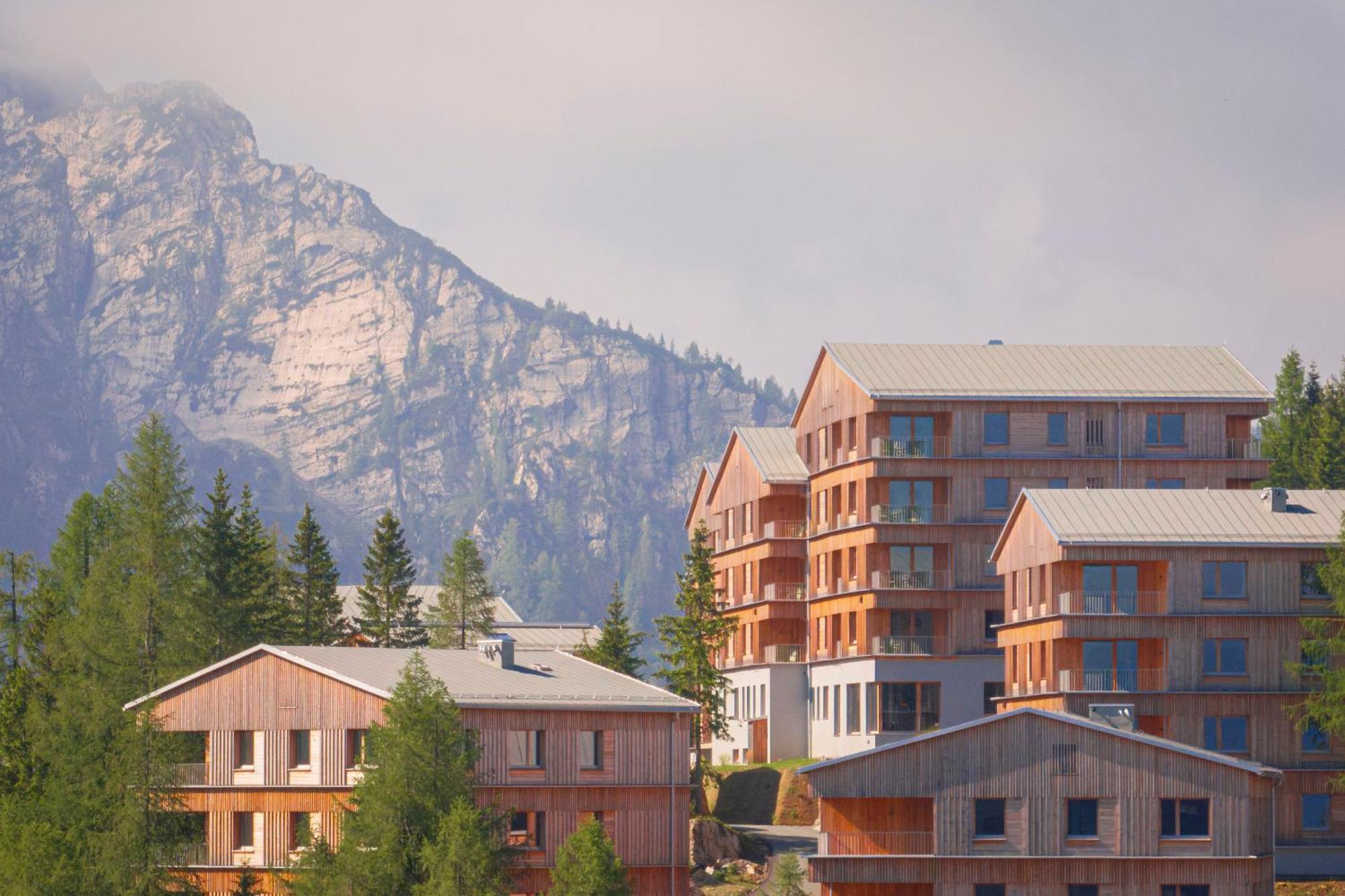 Almresort Sonnenalpe Nassfeld By Alps Resorts Exterior photo
