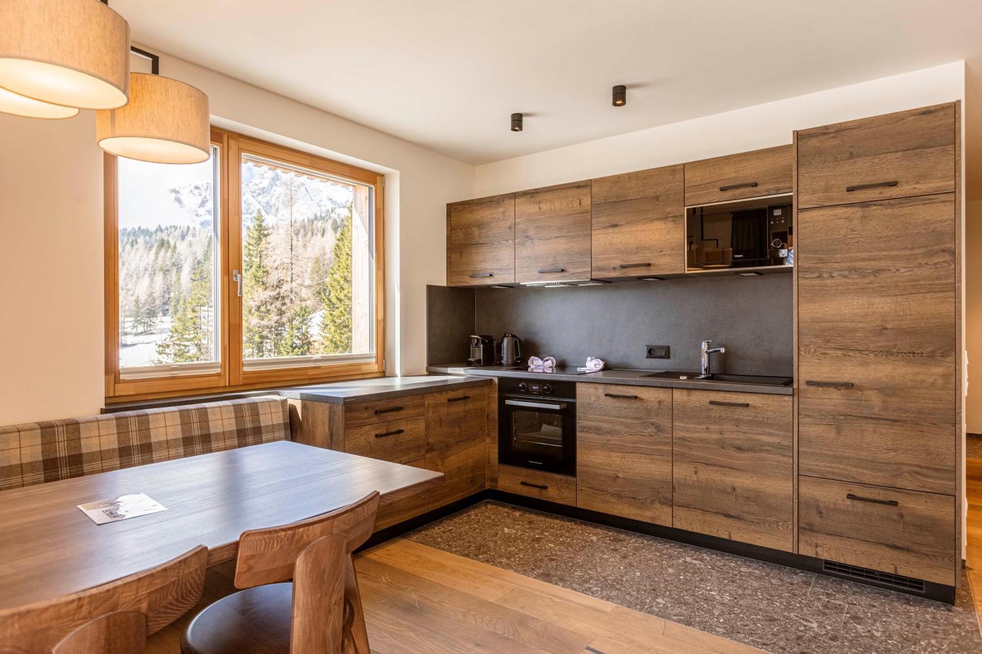 Almresort Sonnenalpe Nassfeld By Alps Resorts Exterior photo