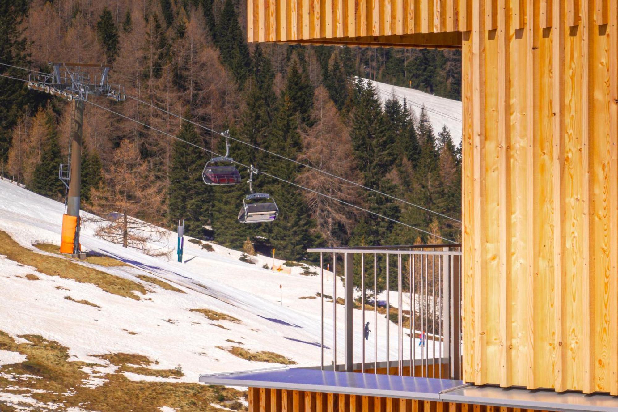 Almresort Sonnenalpe Nassfeld By Alps Resorts Exterior photo